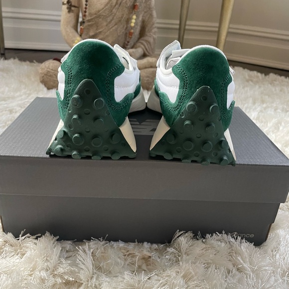 NWT New Balance sneakers - Picture 5 of 5